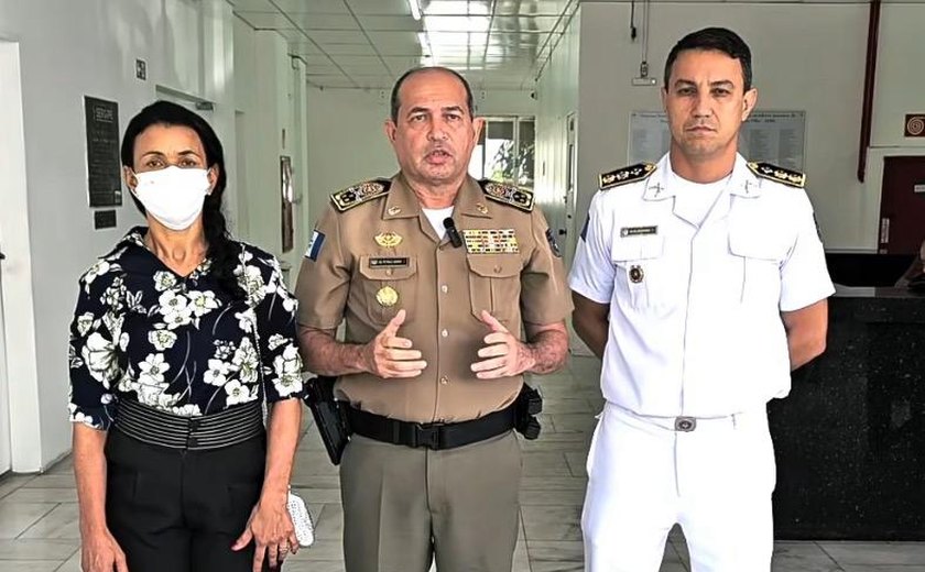 Comandante-geral da PM/AL visita em hospital de Aracaju militar que sofreu grave acidente em rodovia