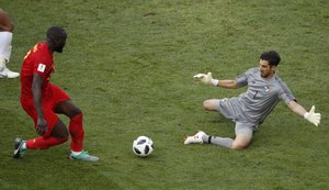 Com dois de Lukaku e um de Mertens, Bélgica vence o Panamá na estreia