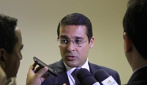 Teixeira é exonerado da Secretaria de Saúde
