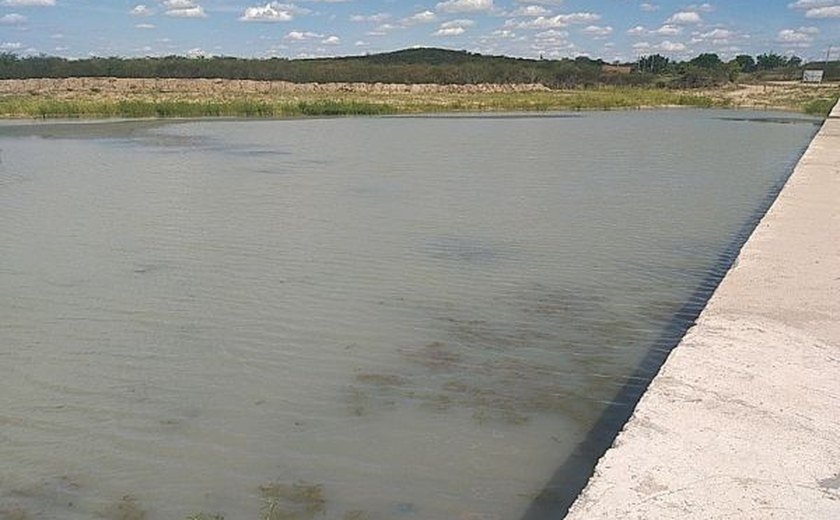 Estado avança com obras de barragens nas cidades de Delmiro Gouveia e Água Branca