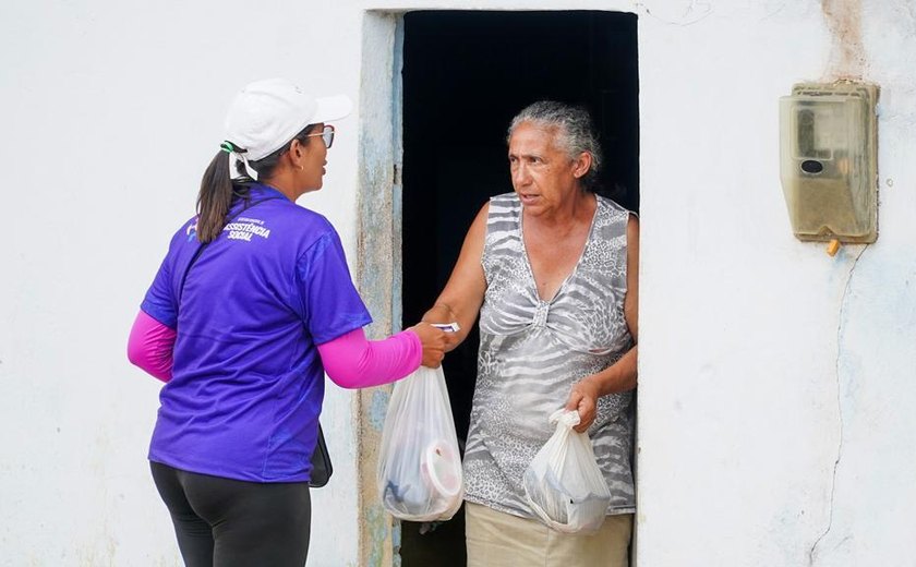 Traipu realiza tradicional entrega de peixes para famílias do município