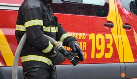 Homem coloca fogo na casa da companheira após discussão em Arapiraca