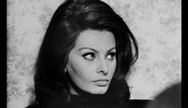 Sophia Loren passa por cirurgia de emergência após cair em casa