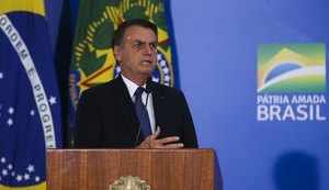 Bolsonaro revoga decreto sobre regras de posse, porte e comercialização de armas de fogo