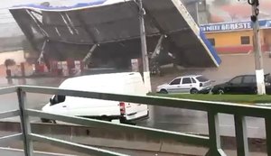 Forte ventania destrói posto de combustíveis em Campo Alegre