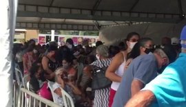 População denuncia aglomeração e princípio de tumulto em ponto de vacinação