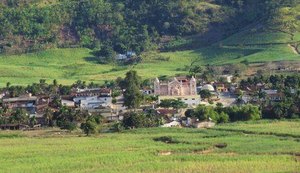 Homem é encontrado morto com sinais de espancamento em residência