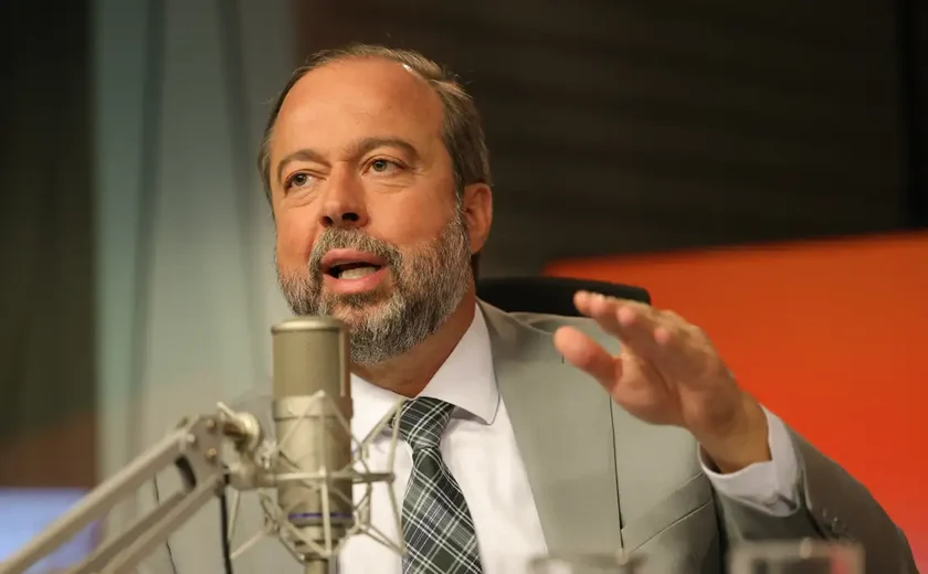 Apagão: ministro diz que houve problema em infraestrutura
