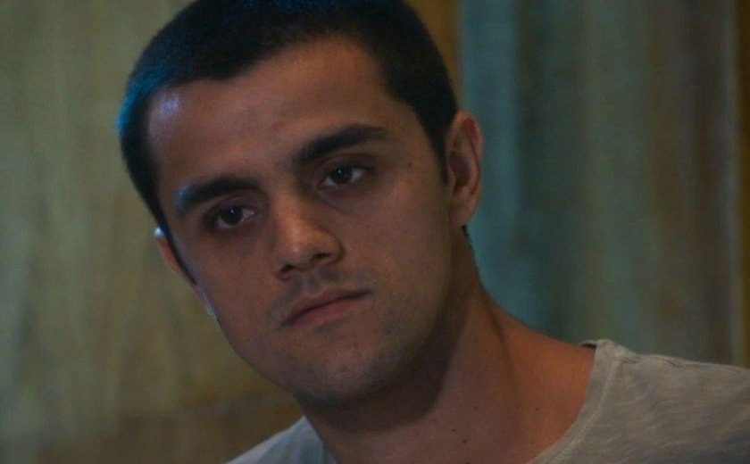 Felipe Simas deixa a Globo após oito anos na emissora