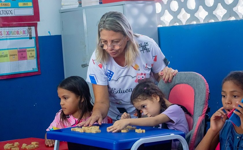 Câmara reduz barreiras de acesso à educação para pessoas com deficiência