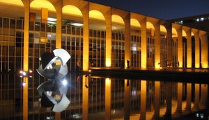 Confira as propostas de Bolsonaro e Haddad para a política externa