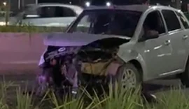Motorista morre após veículo colidir em mureta de proteção na BR-104, em Rio largo