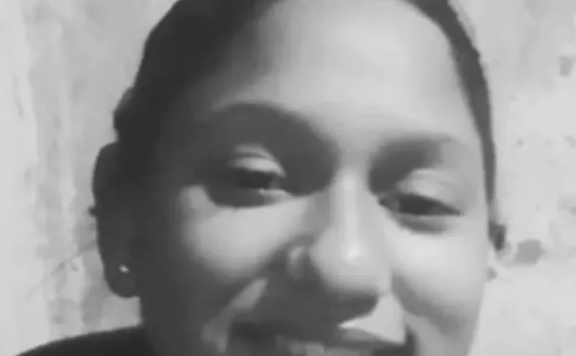 Menina morta após espancamento em escola teria sido agredida por se recusar a 'ficar' com colega de escola