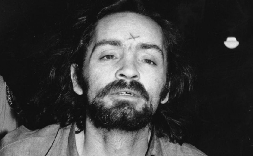 Assassino Charles Manson é internado em estado grave