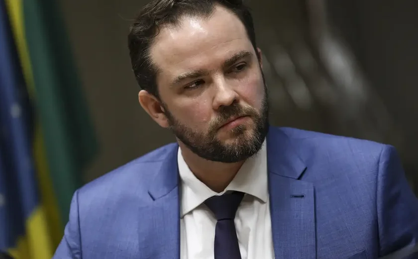 Projetos de lei renderão ao governo o mesmo que MP alternativa a IOF