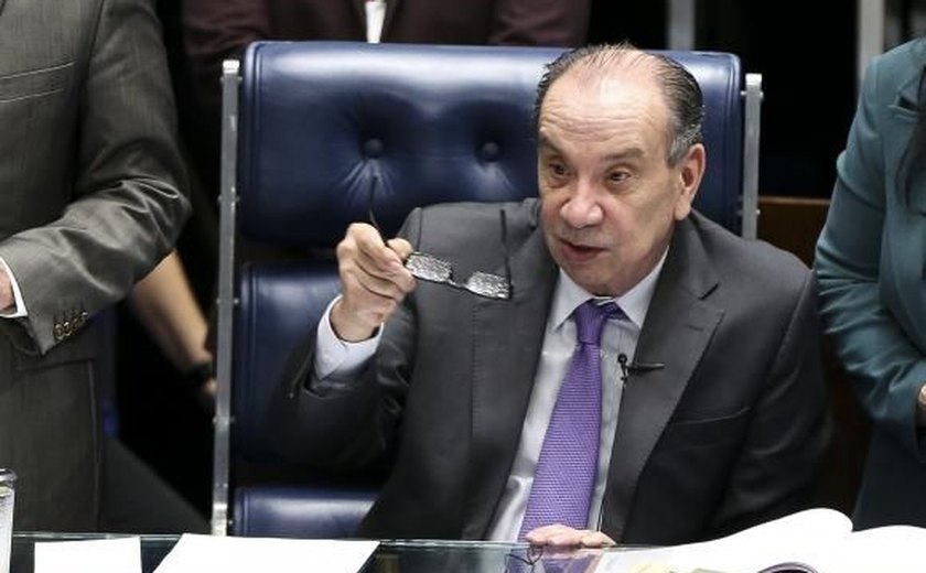 Ministro das Relações Exteriores diz que 'PSDB não rompeu com o governo'