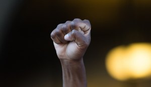 Anajô realiza Tambor Falante na Unit sobre Racismo na Educação