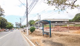 Abrigo para passageiros de ônibus na Avenida Durval de Góes Monteiro será realocado por 30 dias