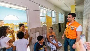 Prefeito entrega chaves de 960 apartamentos e garante moradia para famílias afetadas pelas chuvas