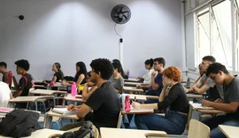 MEC apoiará 393 cursinhos populares em 2025