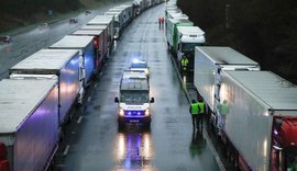 Reino Unido: corrida a postos seca 90% das bombas de combustível