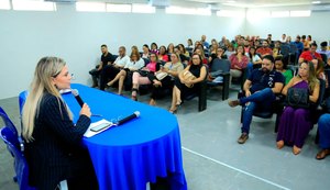 Assédio no ambiente de trabalho: Juíza palestra para servidores da rede estadual de ensino