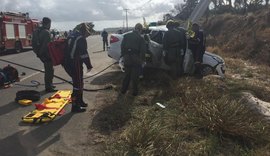 Colisão entre dois veículos na Barra de São Miguel deixa uma pessoa ferida