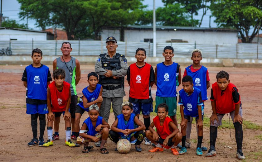 PM alagoano aposta no esporte como instrumento de mudança para jovens da orla lagunar