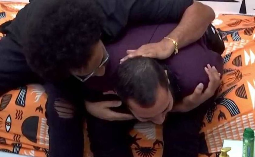 'BBB21': Gil surta com eliminação de Sarah e grita: “Era para eu sair”