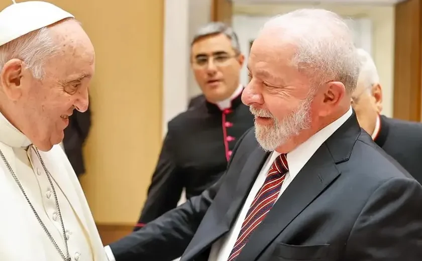 Lula decreta luto oficial de sete dias pela morte do Papa Francisco