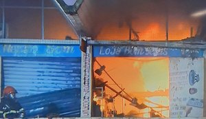 Incêndio atinge lojas do Mercado da Produção
