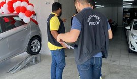 Equipes de fiscais do Procon Maceió notificam 11 lojas de automóveis seminovos