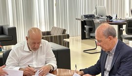 Lyra e Ronaldo Lopes selam parceria para fortalecer a Educação em Penedo