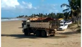 Veículos são flagrados trafegando em faixa de areia em Piaçabuçu