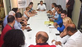Prefeitura de Maceió atende servidores e retira projetos de lei da Câmara