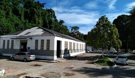 Casal faz manutenção de equipamentos da ETA Cardoso nesta terça-feira (8)