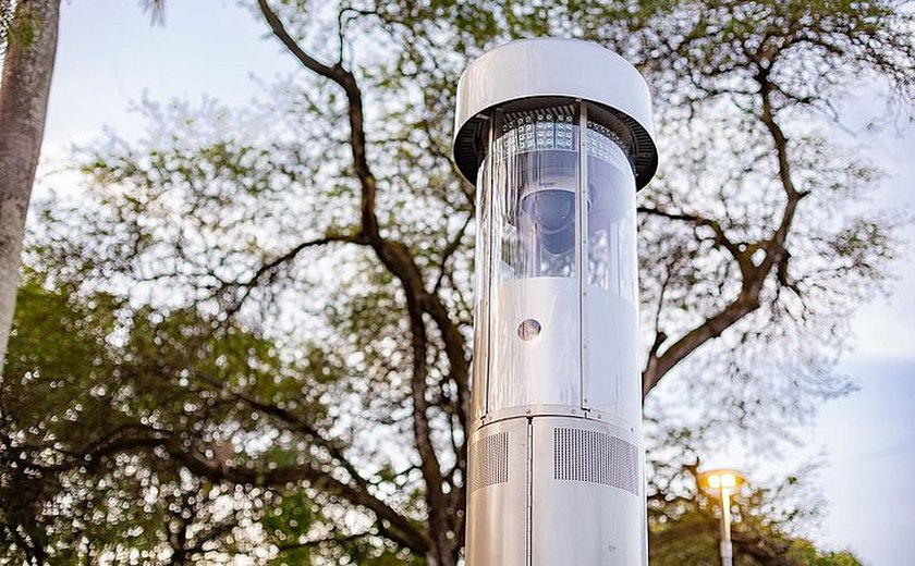 Totens eletrônicos são instalados para policiamento 24h em pontos de Maceió