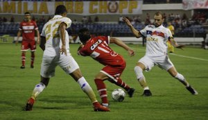 CRB ganha do Fortaleza no Rei Pelé e sai da zona de rebaixamento