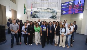 Estudantes de Direito participam de imersão na Assembleia Legislativa guiados pela deputada Gabi Gonçalves
