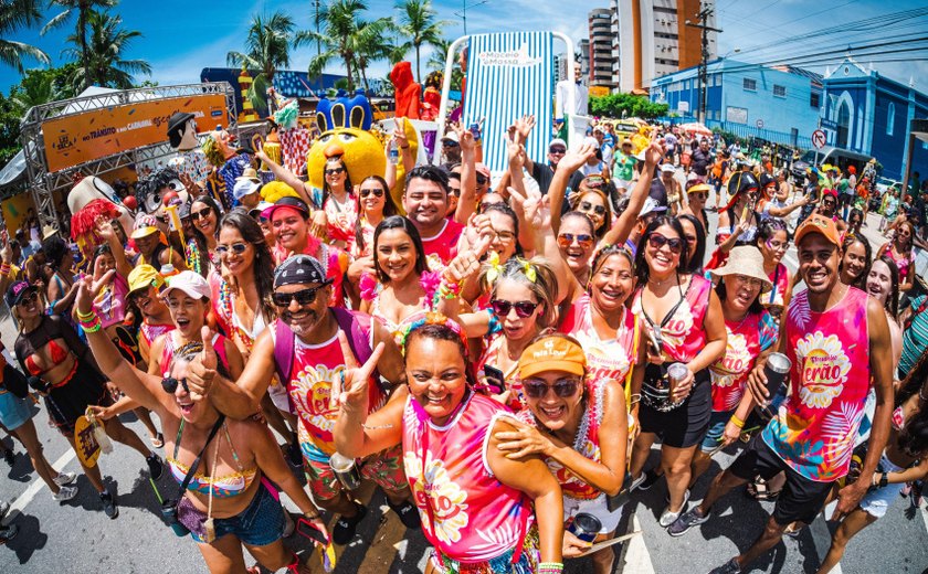 Bloco da Acessibilidade, Psirico, Rodo da Bahia e Naná Martins encerram Carnaval Criativo de Maceió
