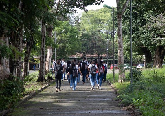 Ufal abre as portas para mais de 1.500 estudantes do ensino médio