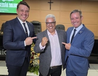 Câmara de Arapiraca concede Título de Cidadão ao empreendedor Fabinho da Comedoria