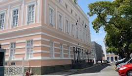Assembleia Legislativa de Alagoas recebe projeto que estabelece piso salarial da enfermagem