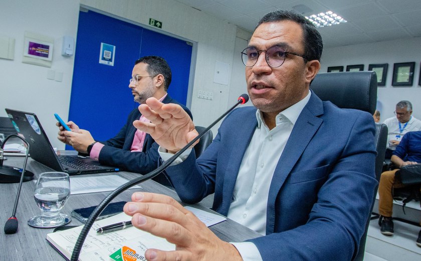 'Não há plano para privatizar a Casal', diz secretário estadual Vitor Pereira