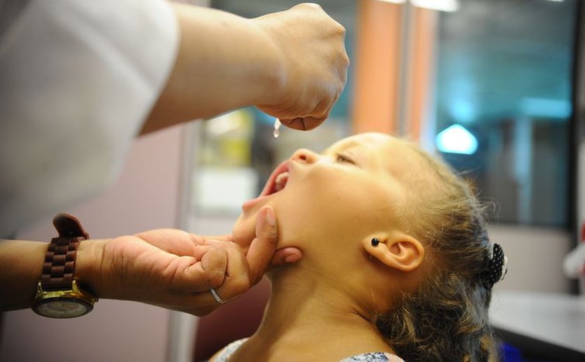 Vacinação contra a pólio começa em 6 de agosto