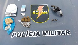 PM apreende drogas, arma e prende suspeito durante operação em Rio Largo