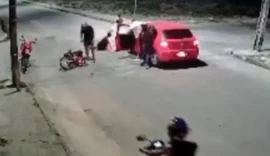 Homem é indiciado por atirar em motociclista após briga de trânsito em Penedo