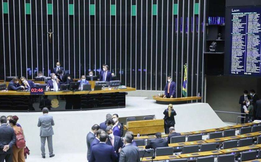 Câmara aprova PEC dos Precatórios em segundo turno