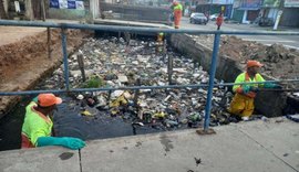 Desenvolvimento Sustentável retira mais de 15 toneladas de resíduos de canal na Levada