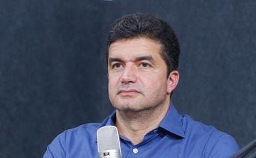 'Para ser governador é preciso ter equilíbrio e estar preparado', diz Rui Palmeira em entrevista